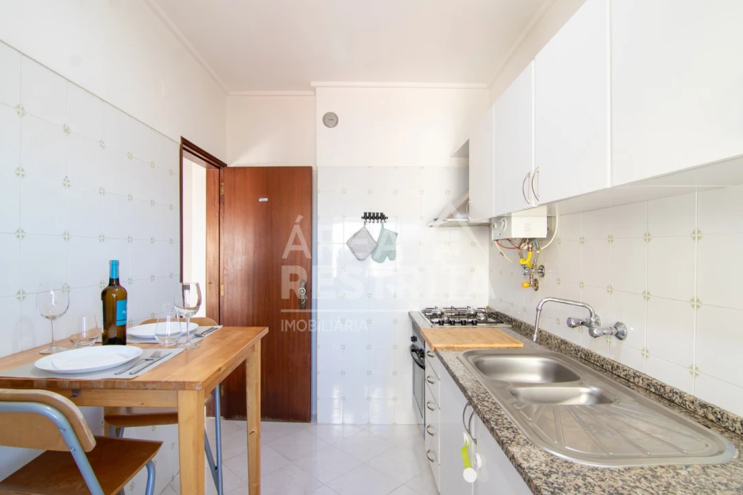 Apartamento T2 para Venda em Seixal, Arrentela e Aldeia de Paio Pires Foto 8