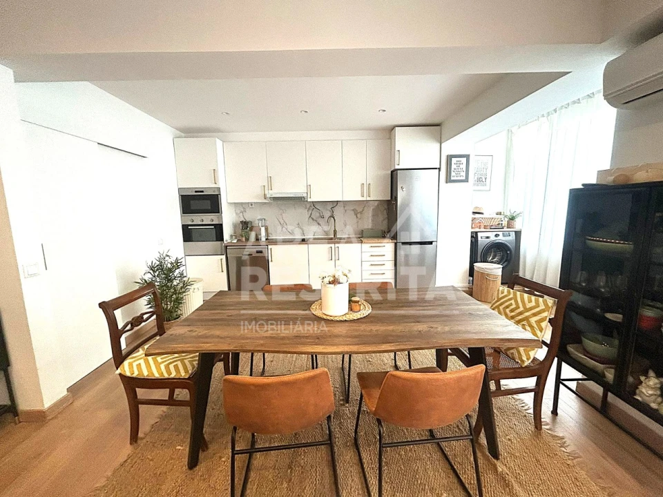 Apartamento T2 para Arrendamento em Costa da Caparica Foto 1