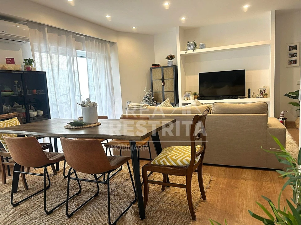 Apartamento T2 para Arrendamento em Costa da Caparica Foto 7