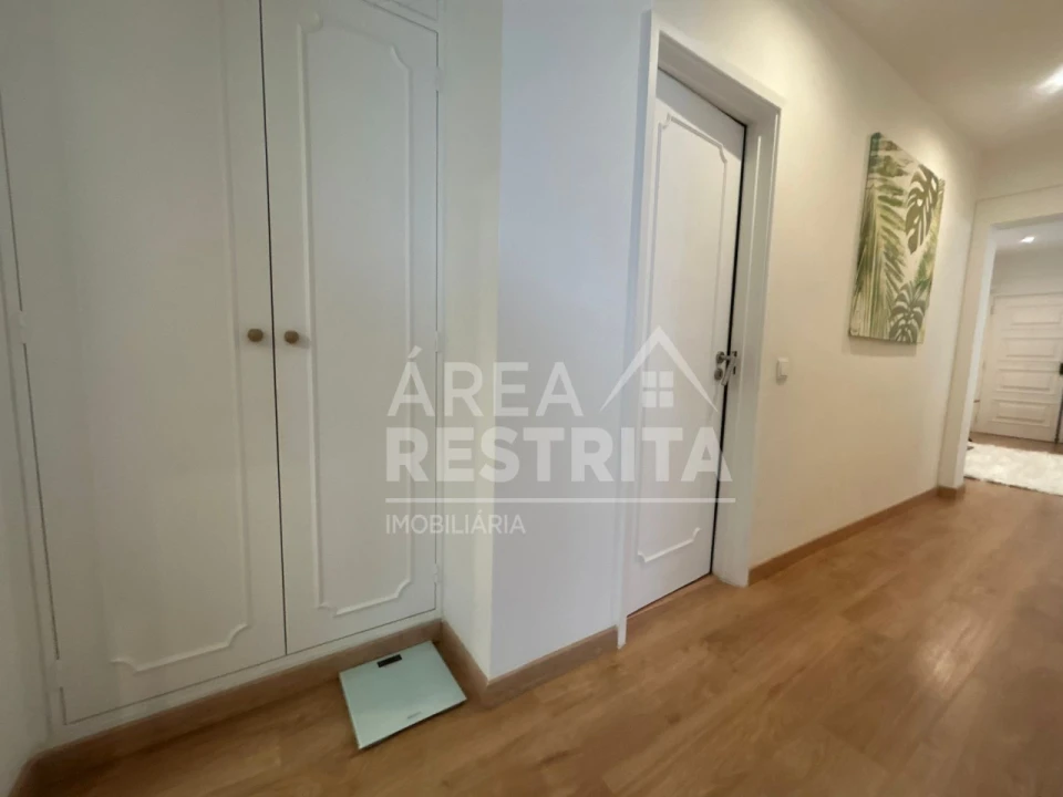 Apartamento T2 para Arrendamento em Costa da Caparica Foto 12