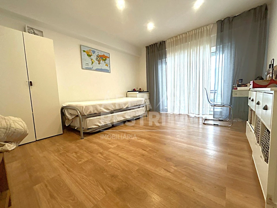 Apartamento T2 para Arrendamento em Costa da Caparica Foto 13