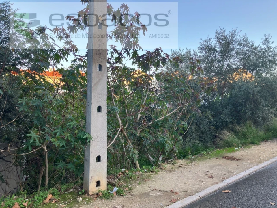 Terreno para Venda em Santa Iria de Azoia, São João da Talha e Bobadela Foto 2
