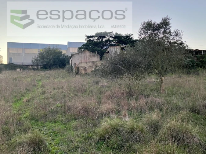 Terreno Comércio / Armazém para Venda em Venda do Pinheiro e Santo Estêvão das Galés Foto 10