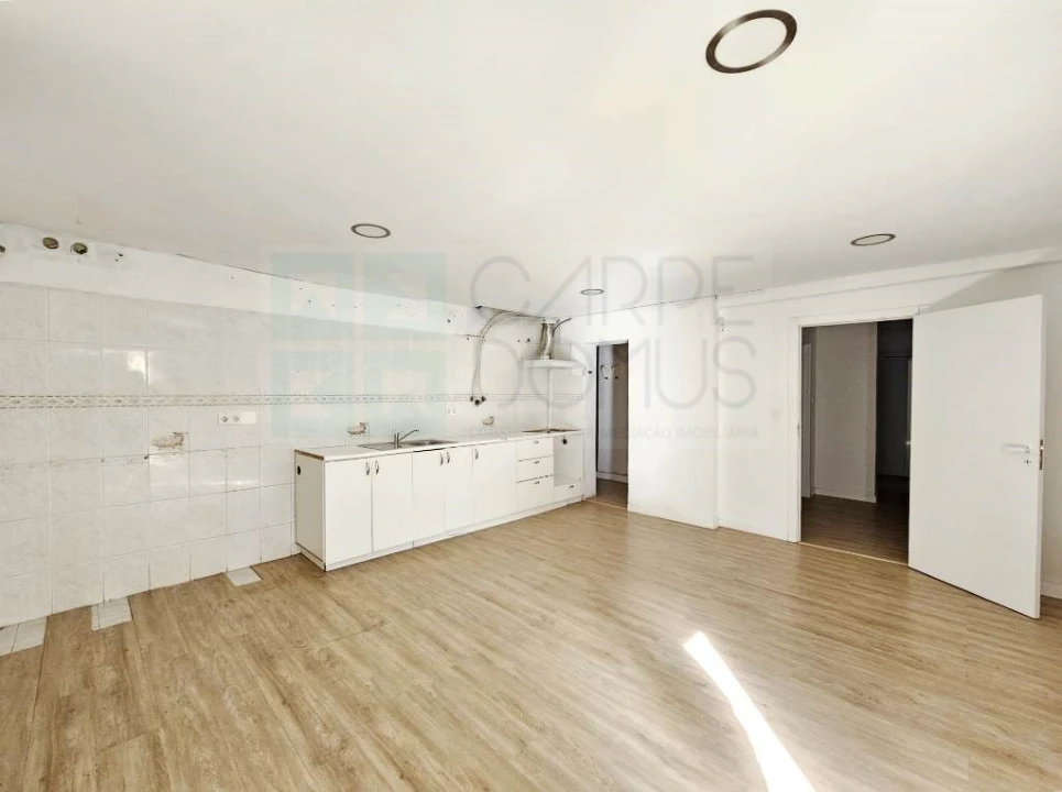 Apartamento T3 para Venda em Ramada e Caneças Foto 32