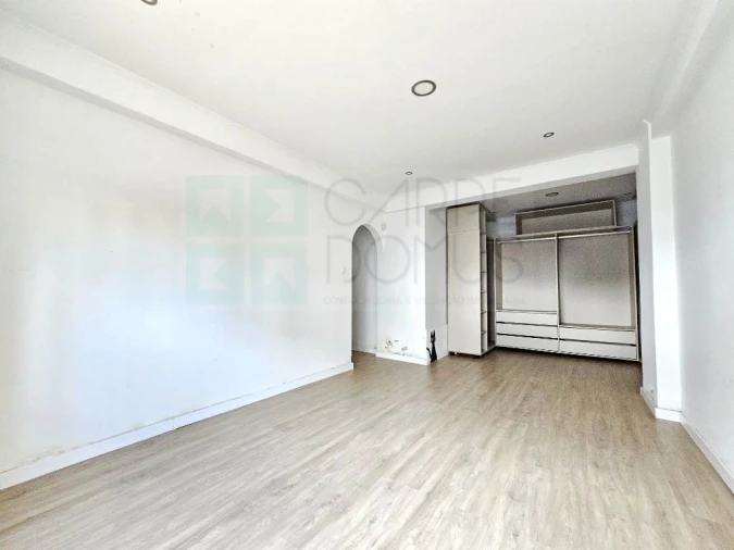 Apartamento T3 para Venda em Ramada e Caneças Foto 11