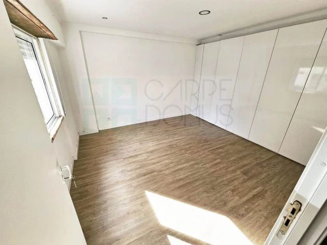 Apartamento T3 para Venda em Ramada e Caneças Foto 24