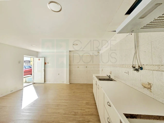 Apartamento T3 para Venda em Ramada e Caneças Foto 33