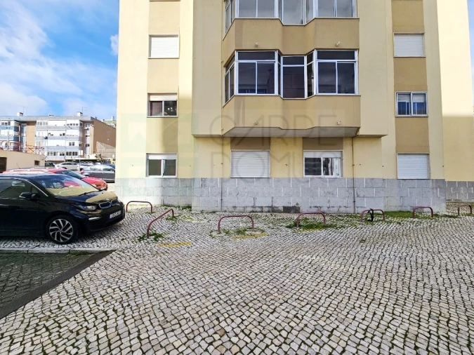 Apartamento T3 para Venda em Ramada e Caneças Foto 38