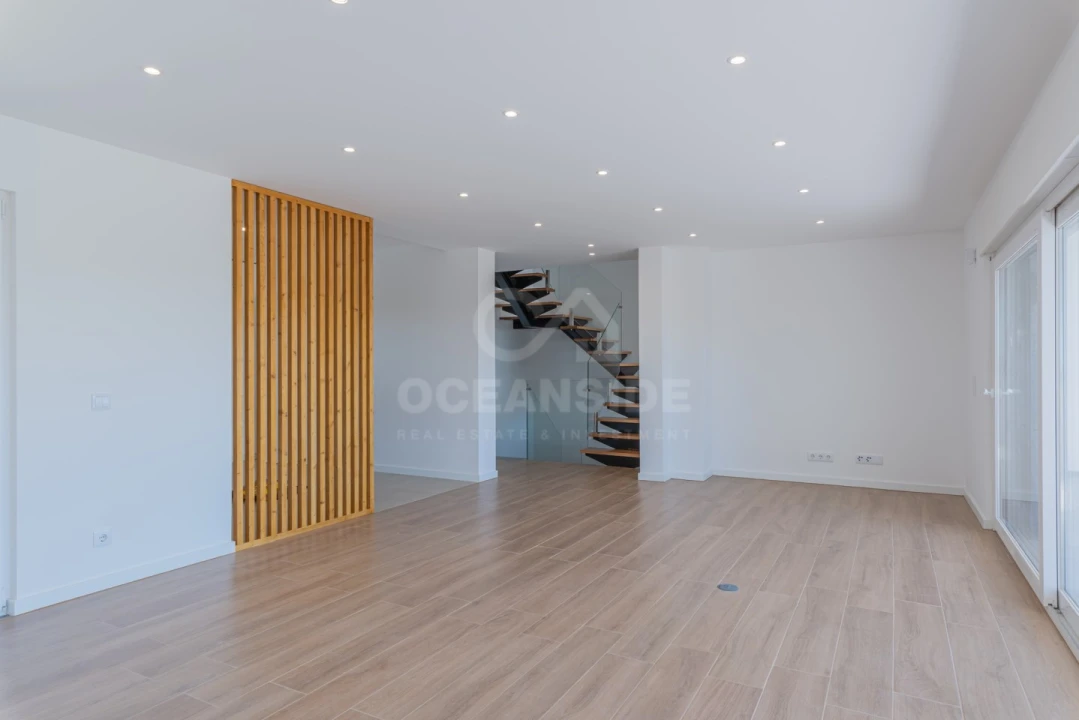 Moradia T3 para Venda em São Domingos de Rana Foto 9