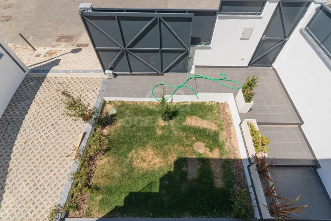 Moradia T3 para Venda em São Domingos de Rana Foto 24