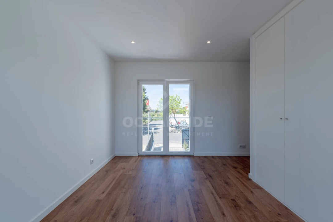 Moradia T3 para Venda em São Domingos de Rana Foto 38