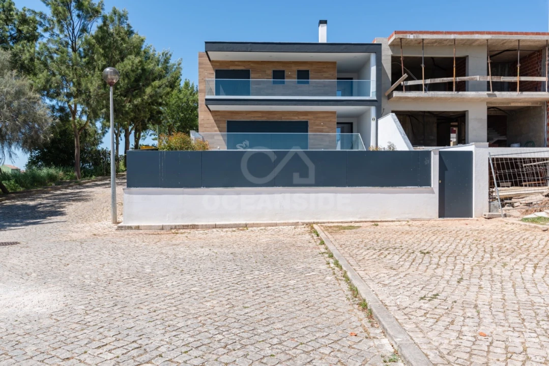 Moradia T3 para Venda em São Domingos de Rana Foto 55