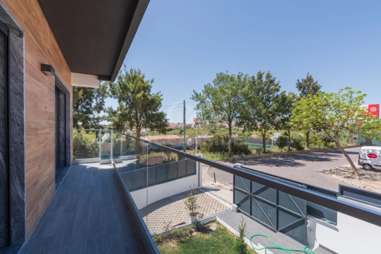 Moradia T3 para Venda em São Domingos de Rana Foto 23