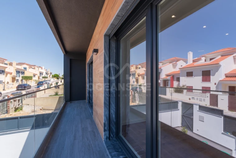 Moradia T3 para Venda em São Domingos de Rana Foto 32