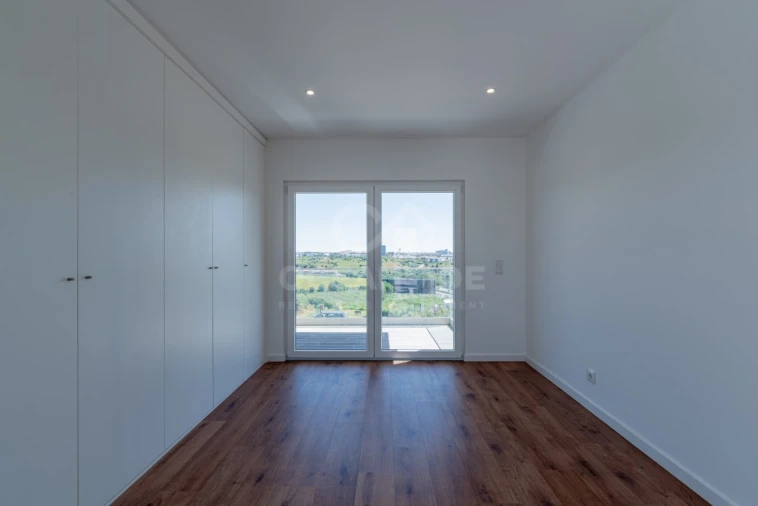 Moradia T3 para Venda em São Domingos de Rana Foto 36