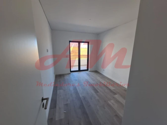 Apartamento T2 para Venda em Mina de Água Foto 24
