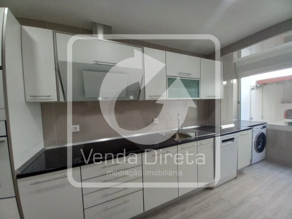 Apartamento T2 para Venda em Ericeira Foto 23