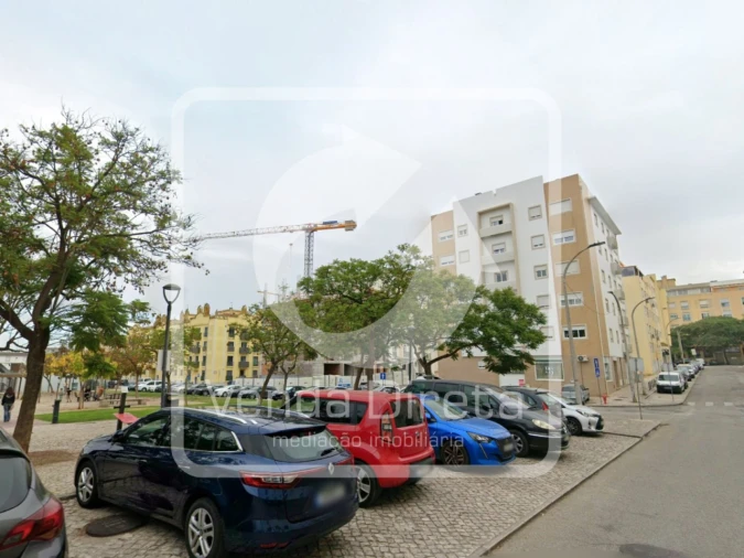 Garagem para Venda em Setubal (São Sebastião) Foto 14