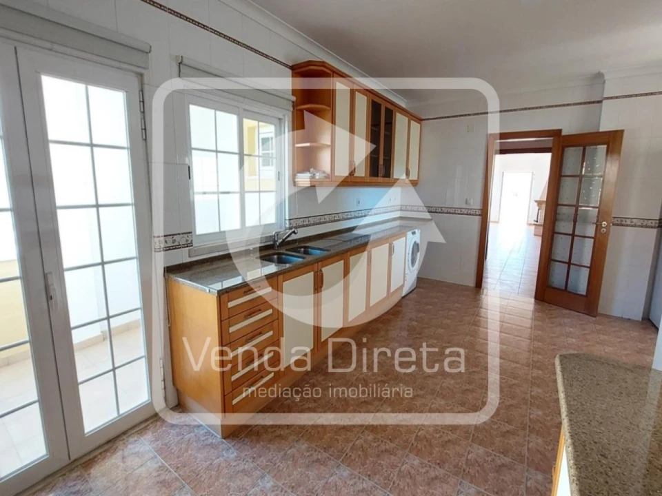 Apartamento T4 para Venda em Santa Maria e São Miguel, São Martinho, São Pedro Penaferrim Foto 11