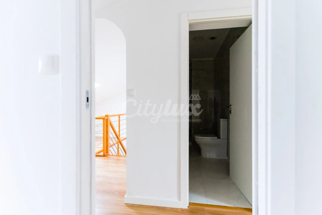 Apartamento T3 para Venda em Cascais e Estoril Foto 15