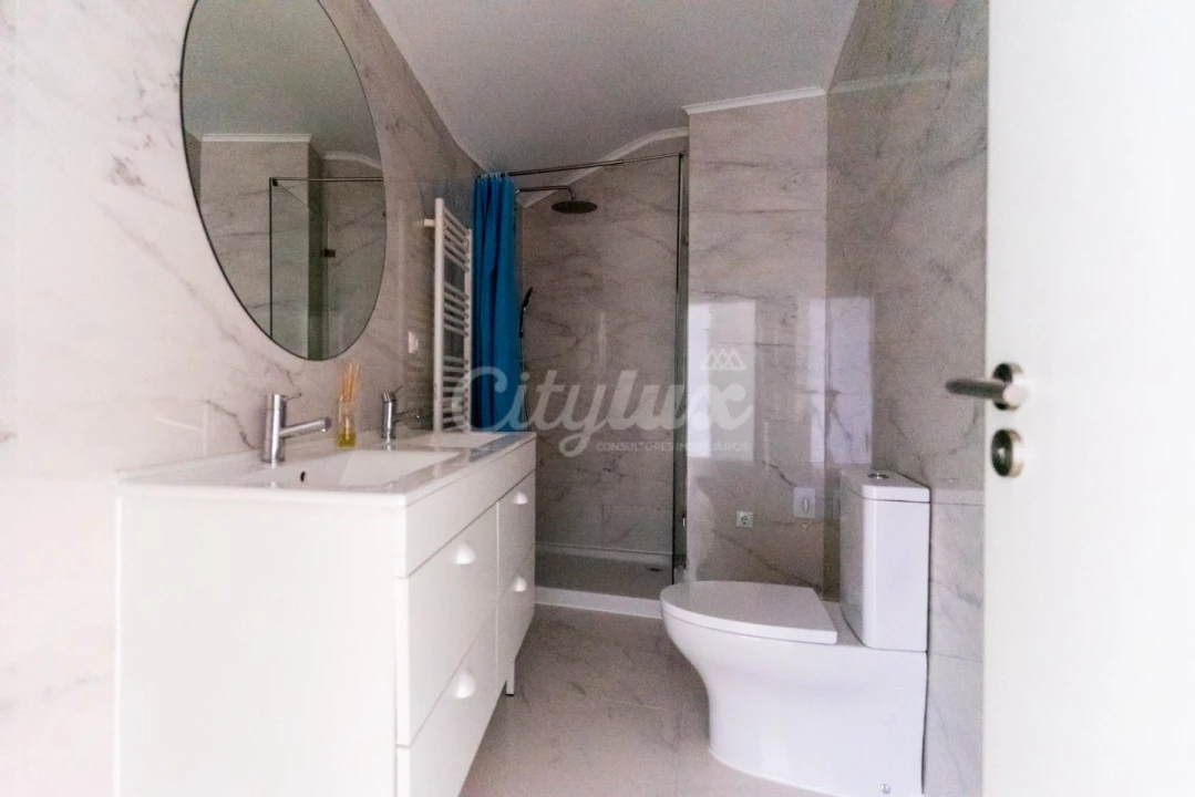 Apartamento T3 para Venda em Cascais e Estoril Foto 16