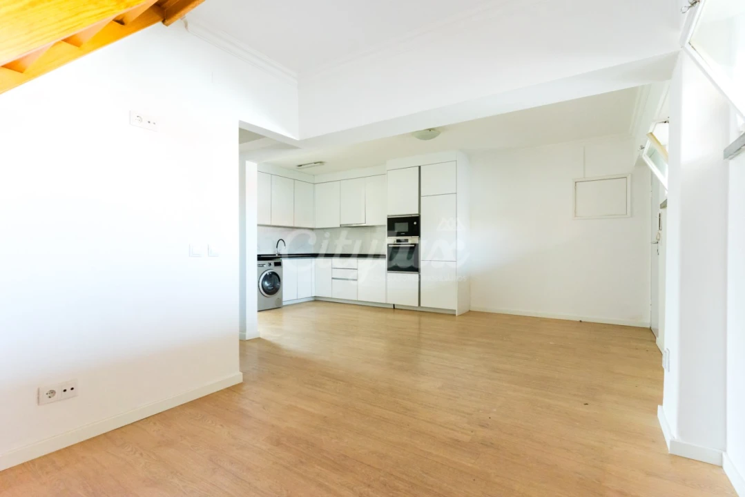 Apartamento T3 para Venda em Cascais e Estoril Foto 1