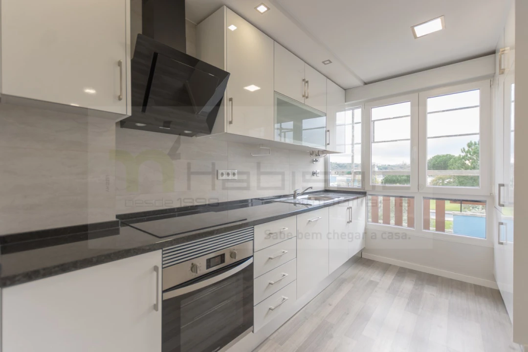 Apartamento T2 para Arrendamento em Odivelas Foto 4