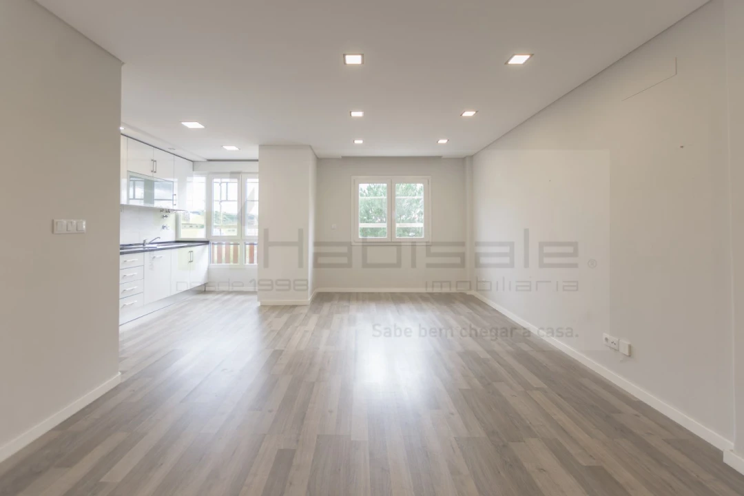 Apartamento T2 para Arrendamento em Odivelas Foto 8