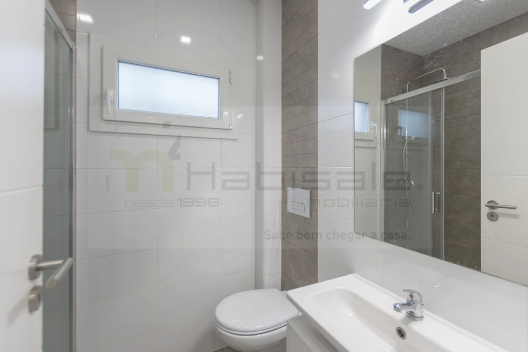 Apartamento T2 para Arrendamento em Odivelas Foto 12