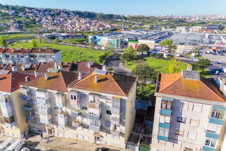 Apartamento T2 para Arrendamento em Odivelas Foto 20