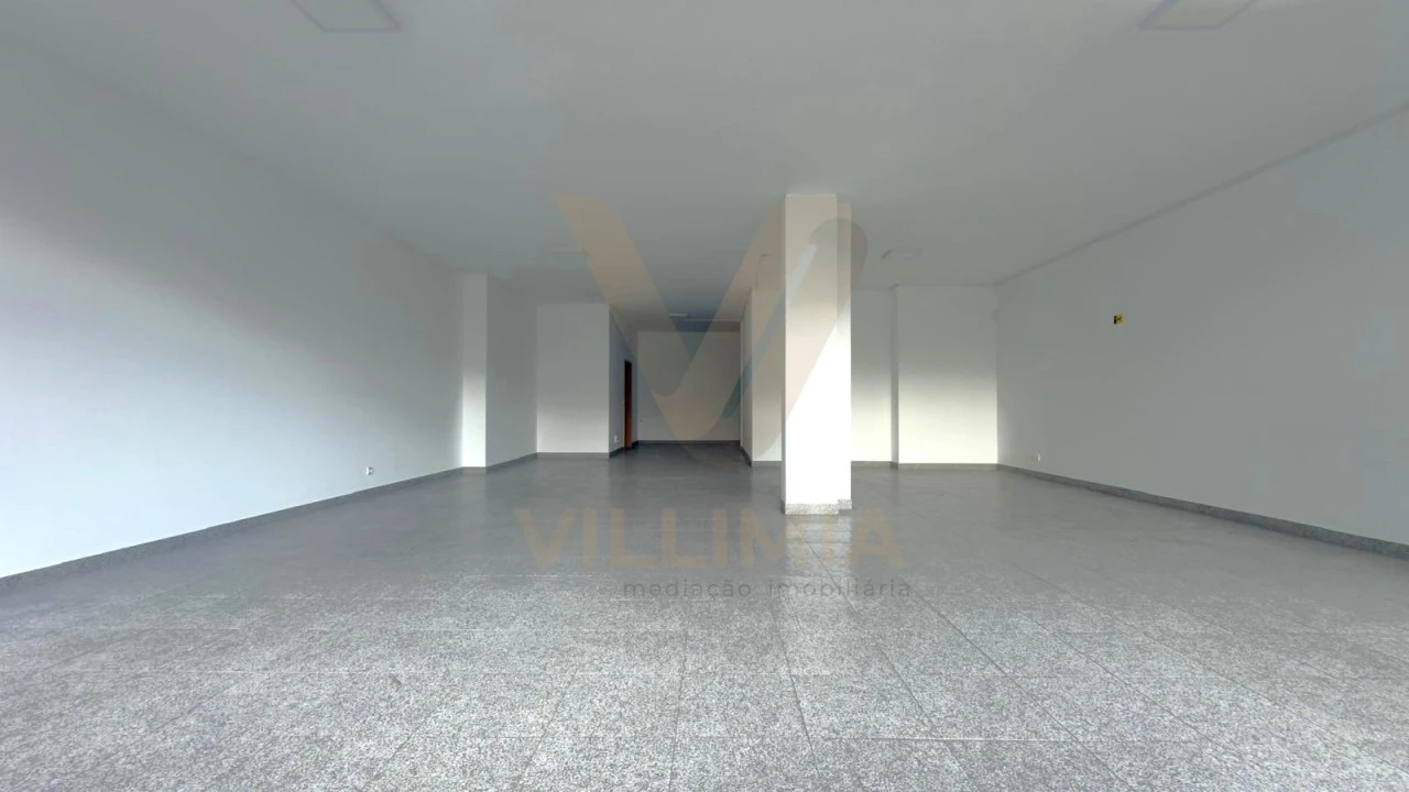 Loja para Arrendamento em Arca e Ponte de Lima Foto 4