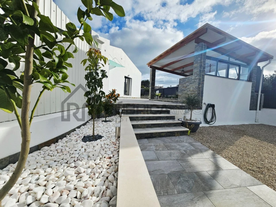 Moradia T2 para Venda em São Brás de Alportel Foto 3