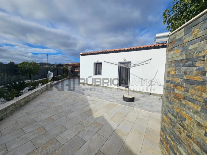 Moradia T2 para Venda em São Brás de Alportel Foto 5