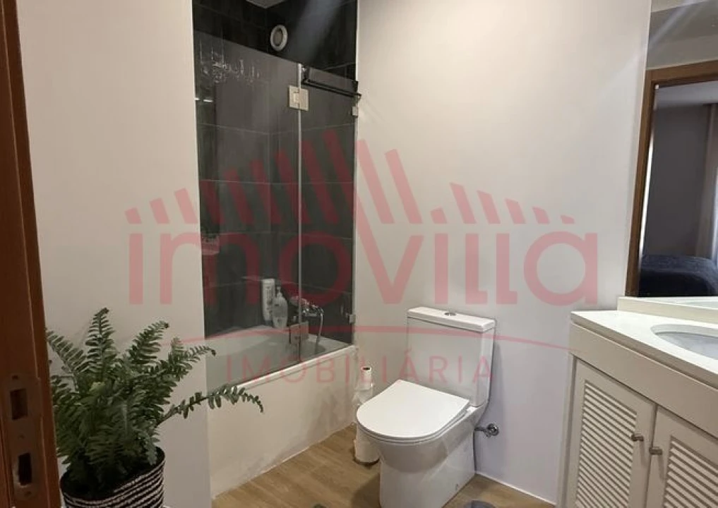 Apartamento T2 para Venda em Vila Nova da Telha Foto 13