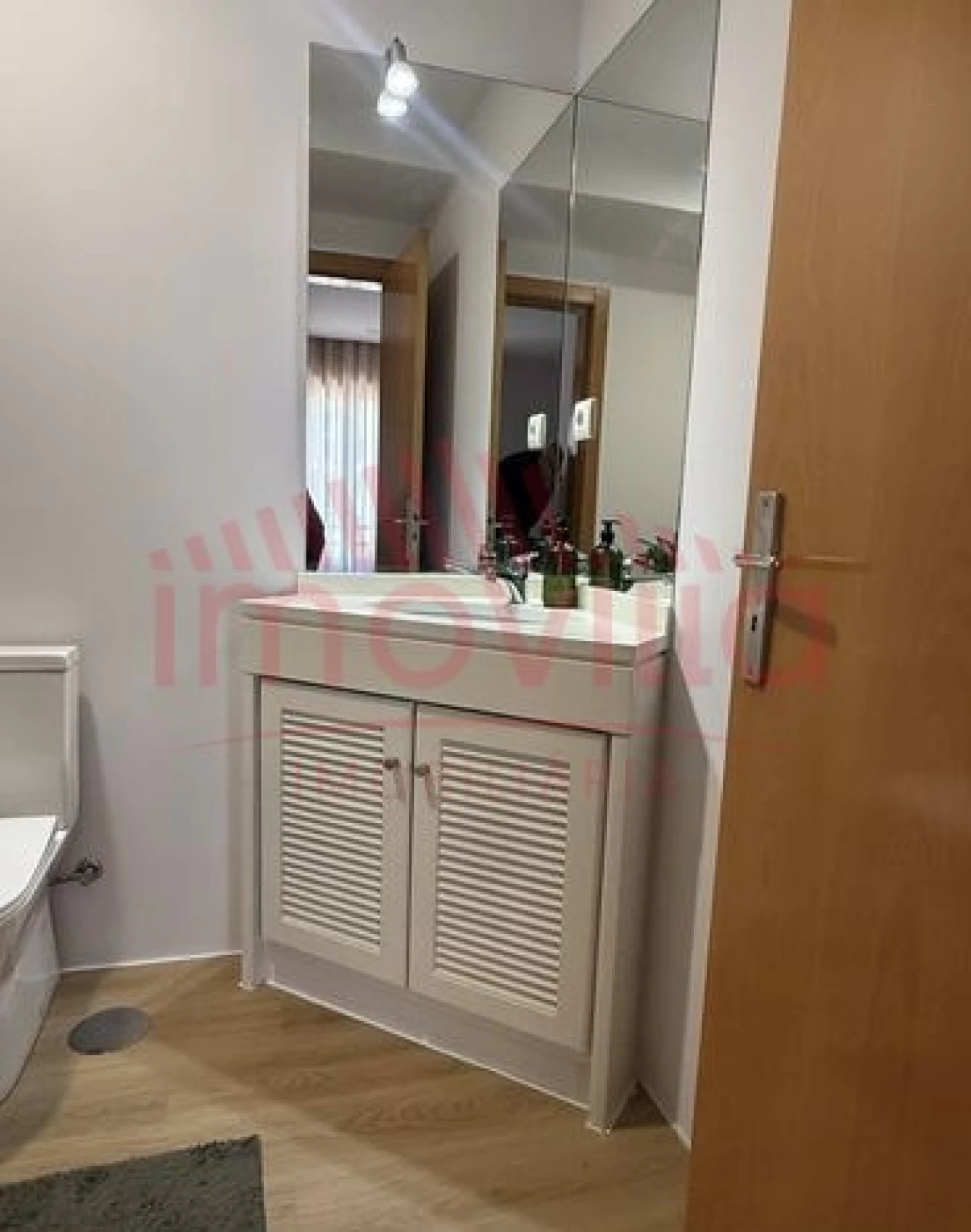 Apartamento T2 para Venda em Vila Nova da Telha Foto 14
