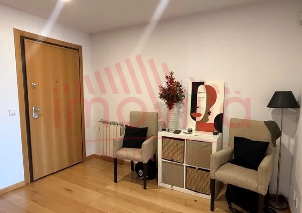 Apartamento T2 para Venda em Vila Nova da Telha Foto 3