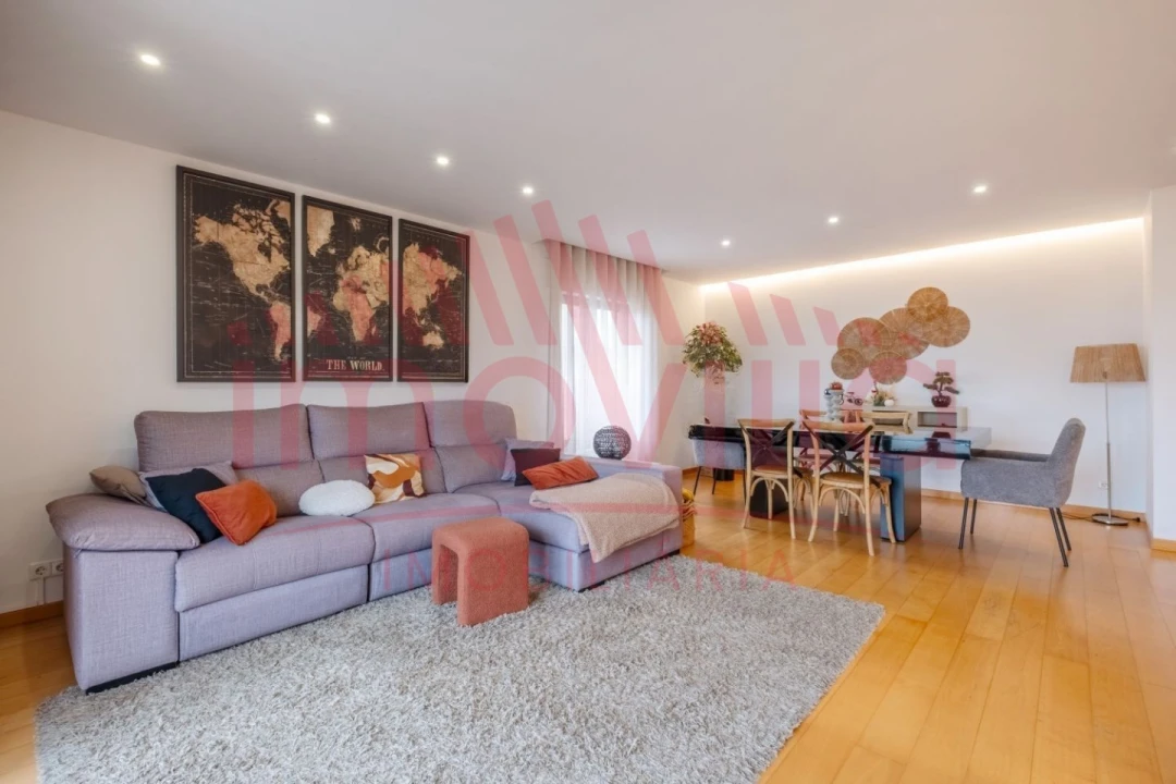 Apartamento T2 para Venda em Vila Nova da Telha Foto 4