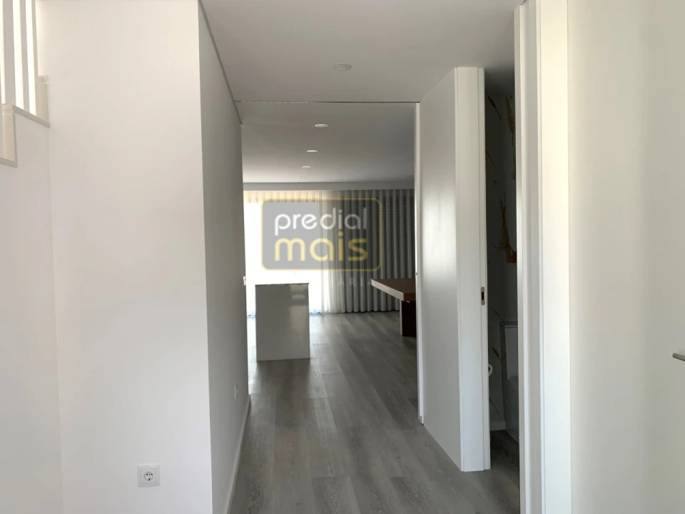 Moradia T3 para Venda em Gavião Foto 4