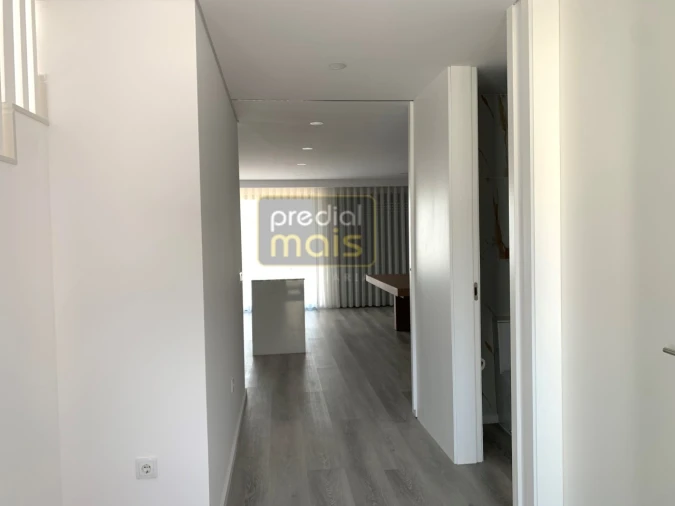 Moradia T3 para Venda em Gavião Foto 4