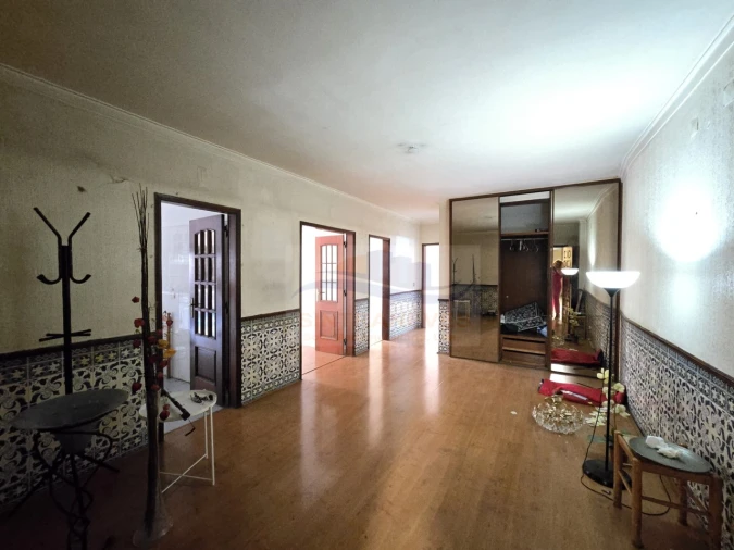 Apartamento T2 para Venda em Massamá e Monte Abraão Foto 1