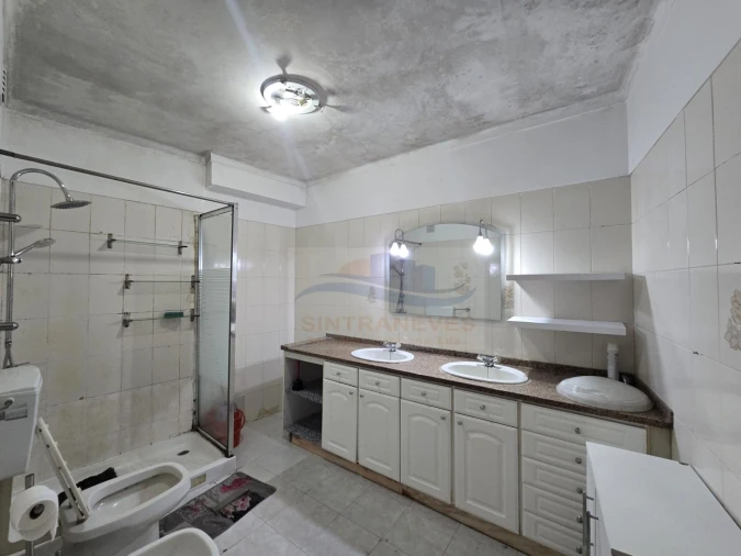 Apartamento T2 para Venda em Massamá e Monte Abraão Foto 4