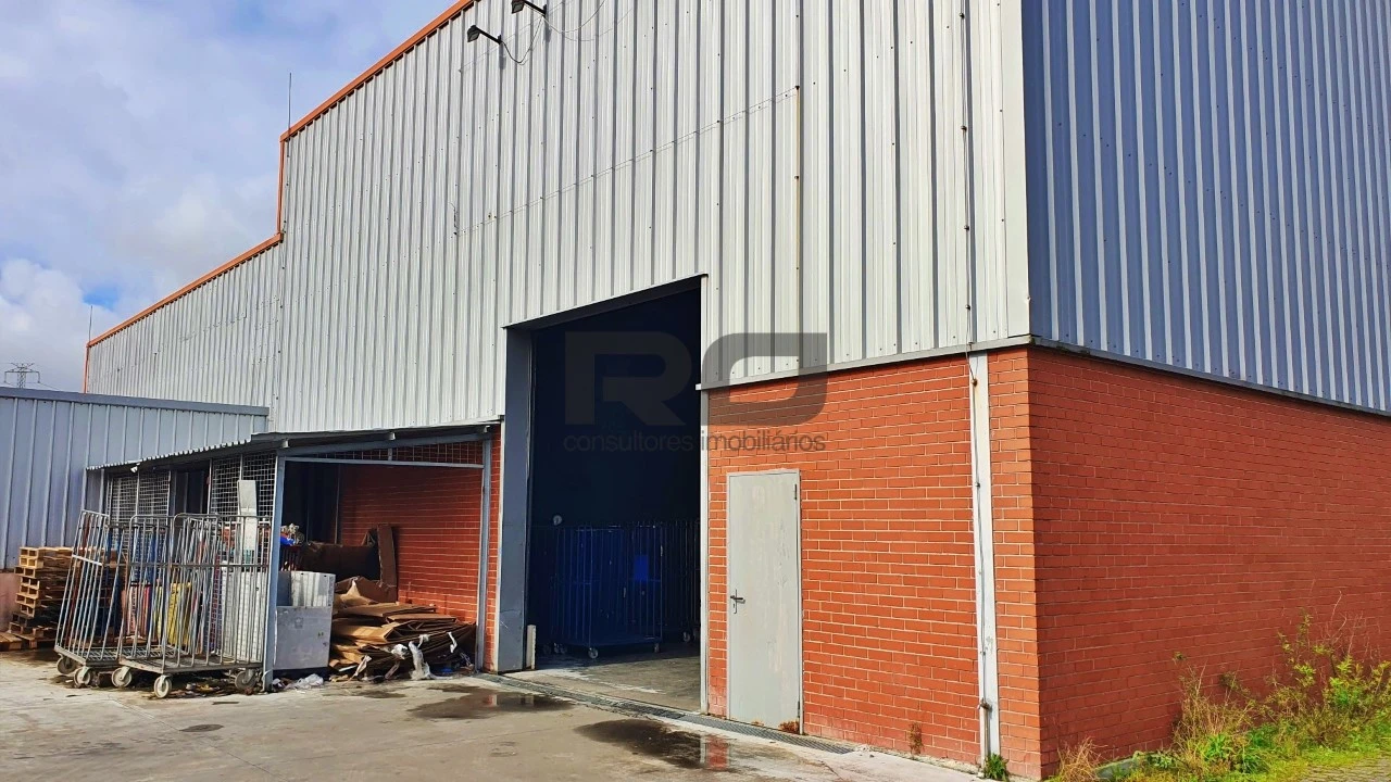 Armazém para Arrendamento em Alfena Foto 6