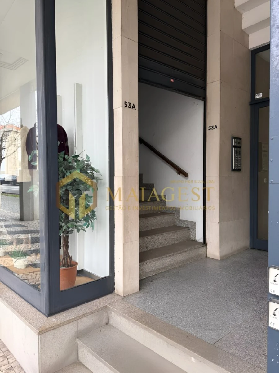 Loja para Arrendamento em Santo Tirso, Couto (Santa Cristina e São Miguel) e Burgães Foto 31