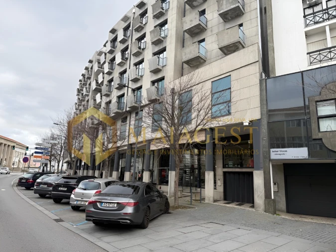 Loja para Arrendamento em Santo Tirso, Couto (Santa Cristina e São Miguel) e Burgães Foto 37