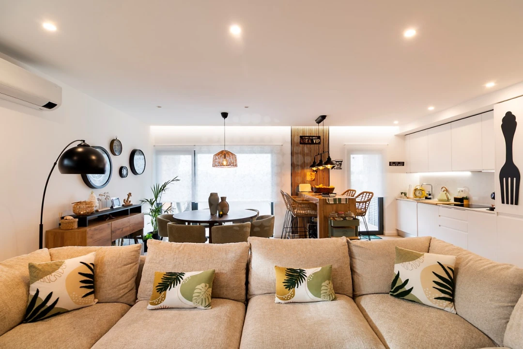 Apartamento T3 para Venda em Quelfes Foto 20