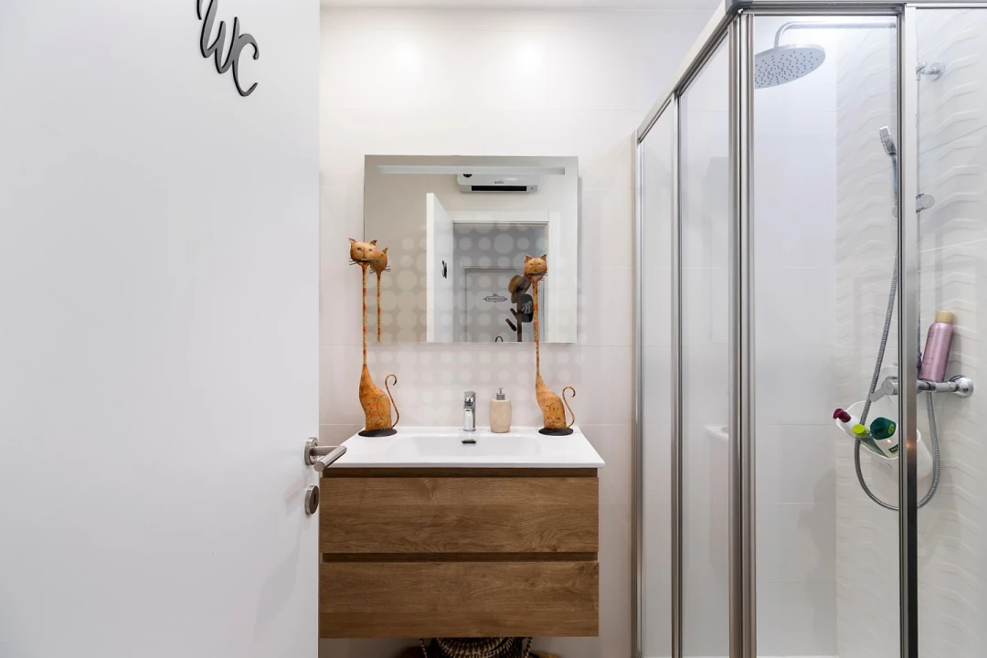 Apartamento T3 para Venda em Quelfes Foto 23