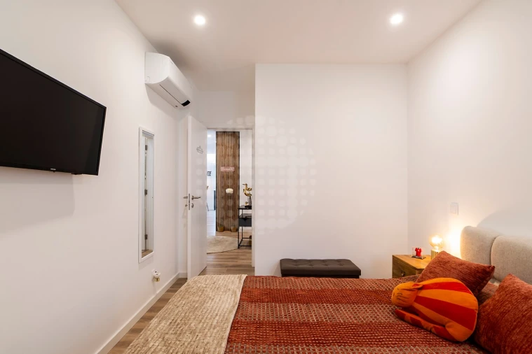 Apartamento T3 para Venda em Quelfes Foto 26