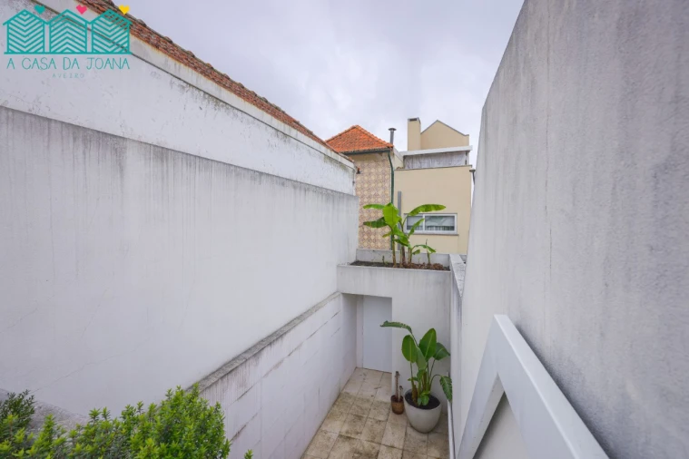 Moradia T2 para Arrendamento em Glória e Vera Cruz Foto 30