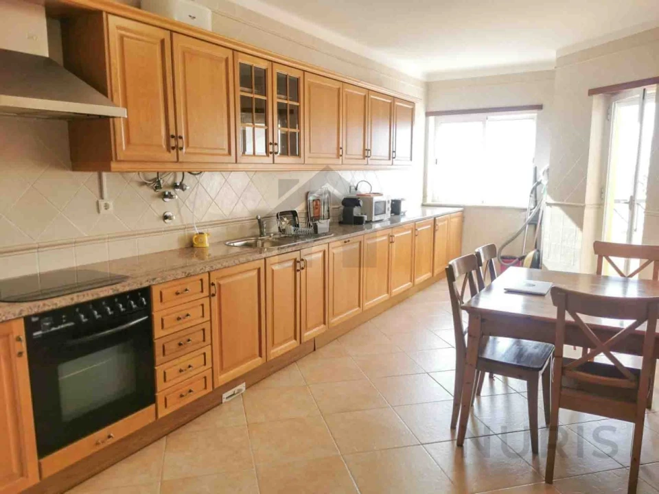 Apartamento T1 para Arrendamento em Portimão Foto 5