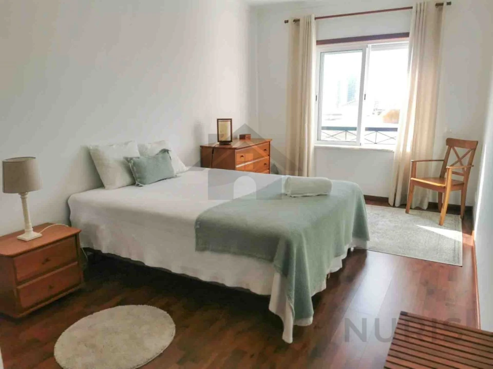 Apartamento T1 para Arrendamento em Portimão Foto 9